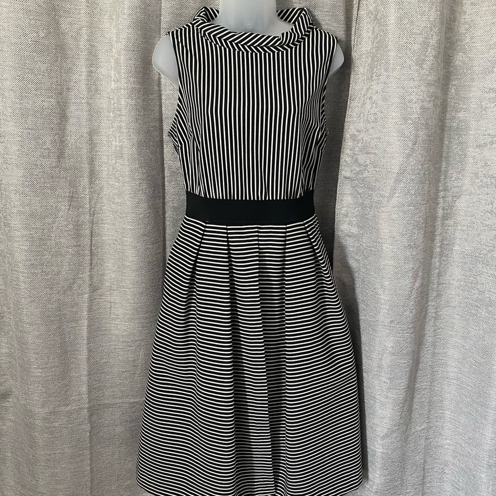 Eva Mendez New York & Company dress Size Medium